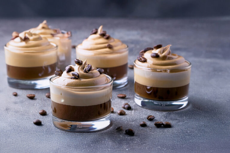 Crema fredda al caffè fatta con preparato Horeca made in Italy