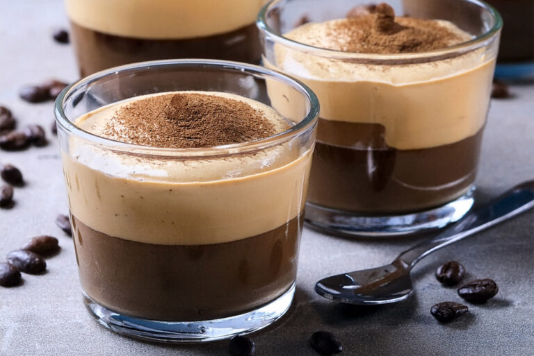 Crema fredda al caffè fatta con preparato Horeca made in Italy
